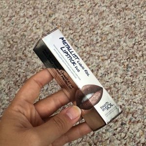 touch in SOL Lipstick ✨ BRAND NEW